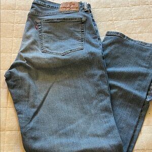 Levi’s, men’s style 541, 36x32